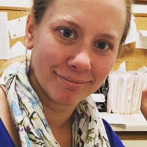 Meet your Posher, Kayla